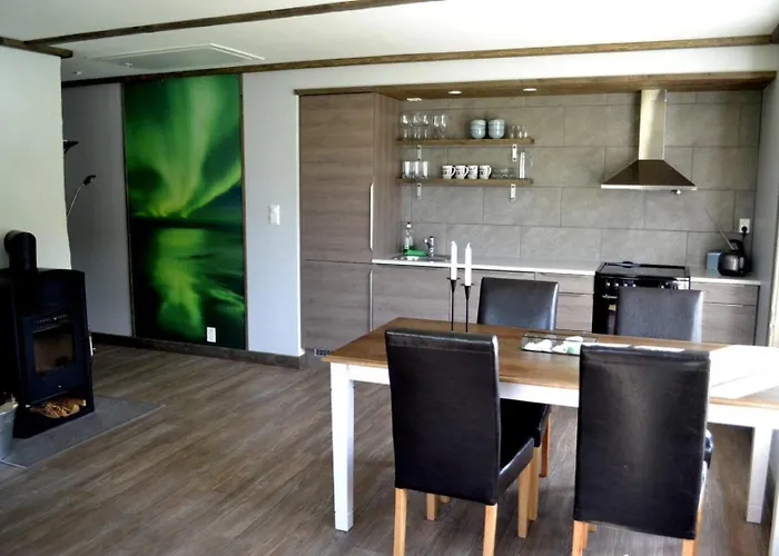Fredvang Seahouse, Apartment A